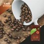 Cafédirect BIO Machu Picchu SCA 82 zrnková káva 227g. Detail kávových zrnek gurmet kávy. Fairtrade a bio. Výběrová 100% Arabika.