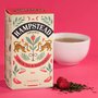 Osvěžující zelený čaj plné chuti z indické provincie Darjeeling z oblasti Makaibari s detoxikačními účinky a výraznou vůní šťavnatých malin. Dodává energii a je bohatý na antioxidanty. Nefermentovaný.