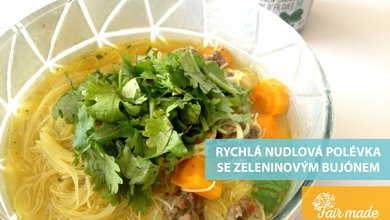Ryzove-nudle-se-zeleninovym-bujonem-Kulau_2.jpg